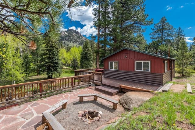 Riverview Cabin