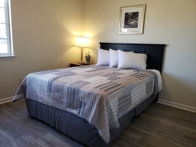Deluxe Suite, 1 Queen Bed, Non Smoking