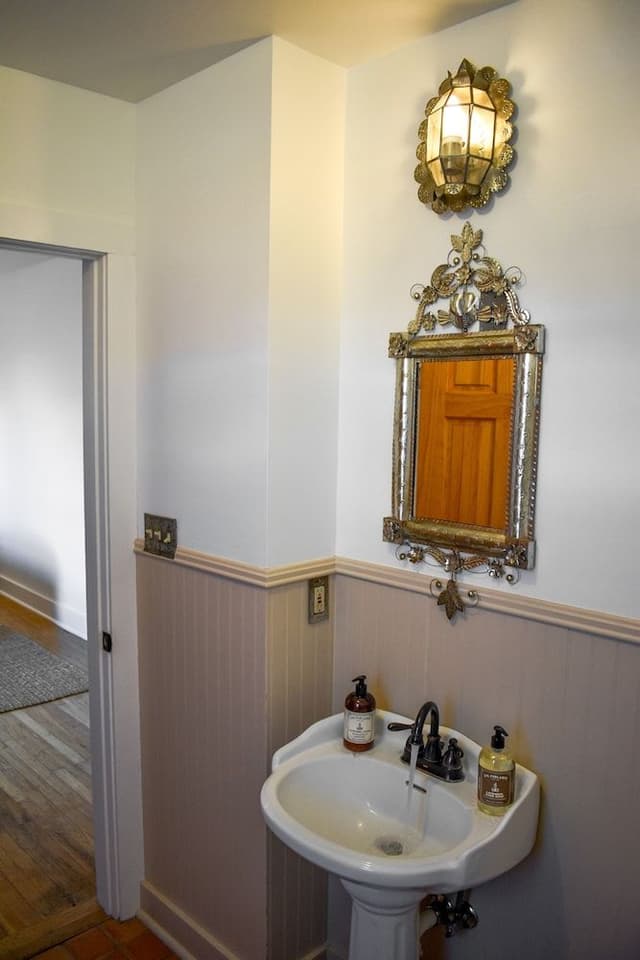 Room 15