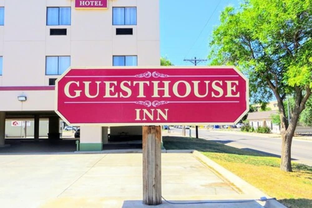 Guest House Inn & Extended Stay2