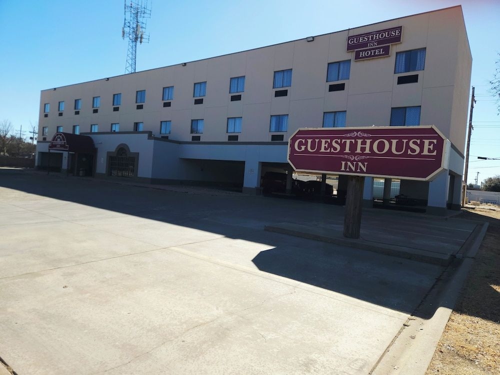 Guest House Inn & Extended Stay1
