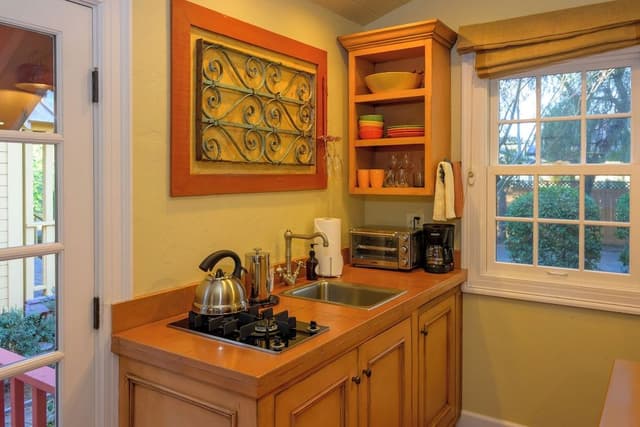 Luxury Single Room, Courtyard View