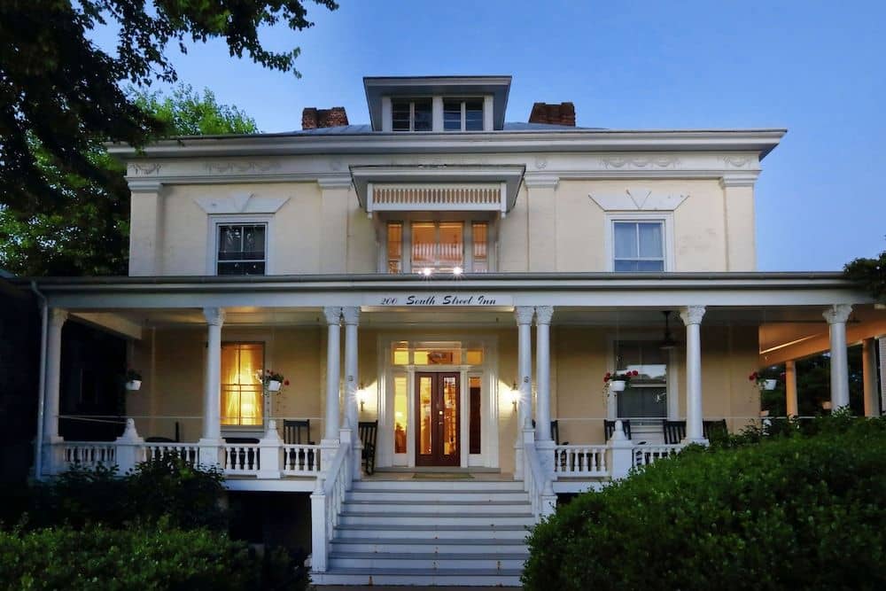 200 South Street Inn 200 South Street Inn