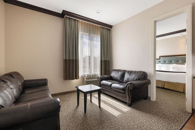 Superior King Room Suite with Terrace