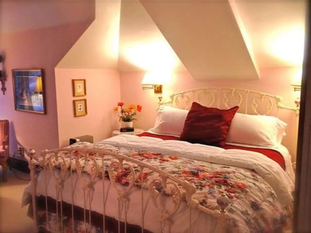 Business Suite, 2 Bedrooms, Non Smoking, Refrigerator