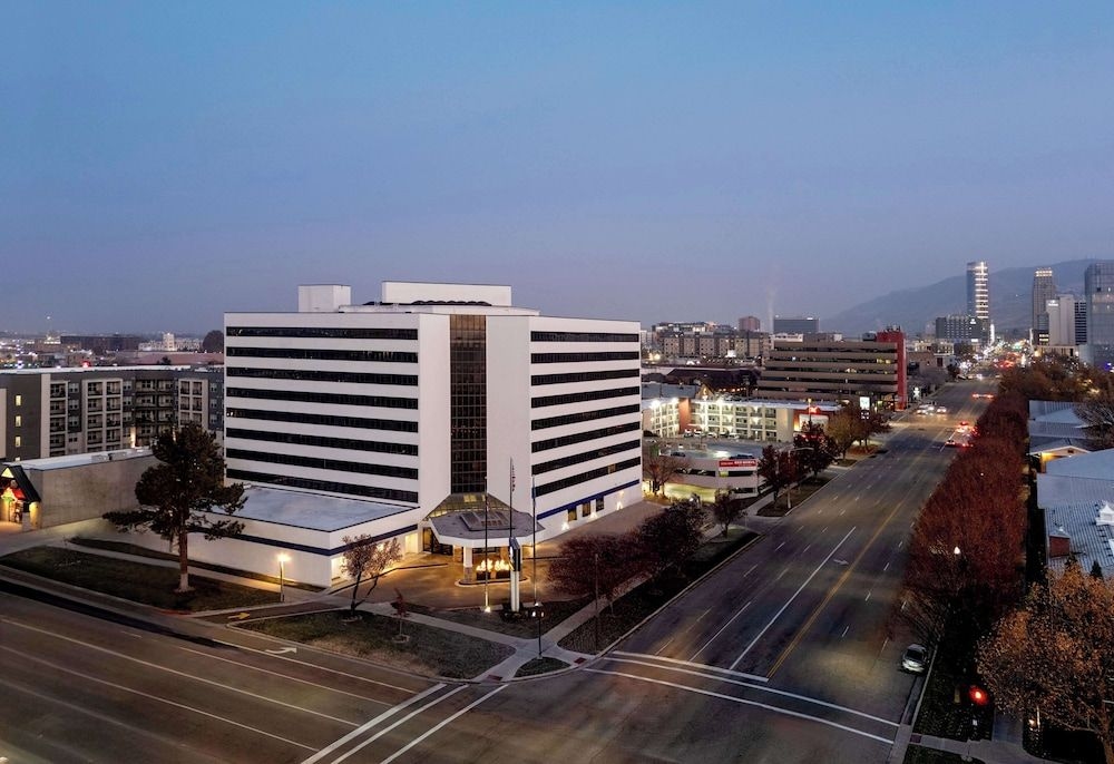 DoubleTree Suites by Hilton Hotel Salt Lake City Downtown2