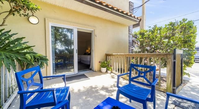 Standard Studio, Patio, Garden View