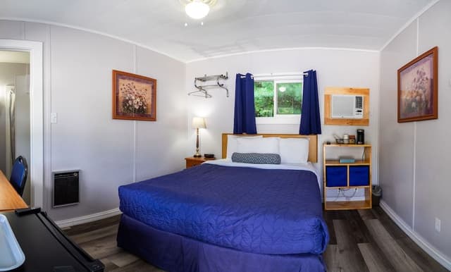 Queen Room, 1 Queen Bed