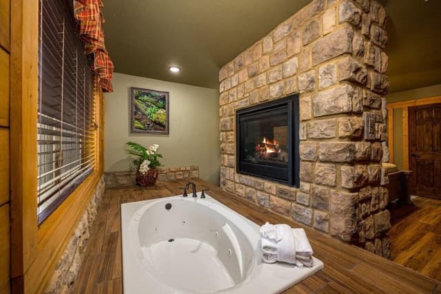 House, Multiple Beds, Pool Access, Mountain View