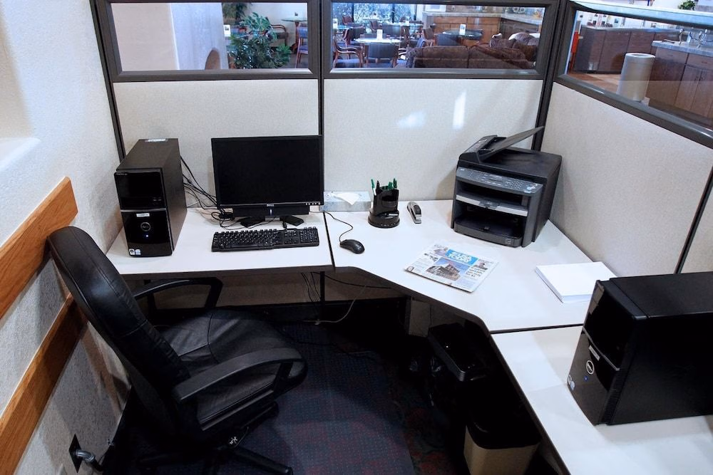 Gateway Studio Suites1