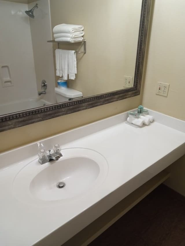 Deluxe Suite, 2 Queen Beds