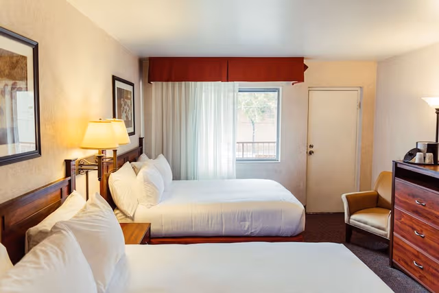 Standard Double Room, 2 Queen Beds