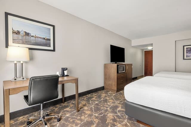 Deluxe Room, Multiple Beds