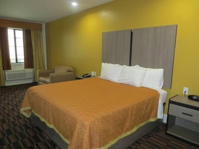 Comfort Room, 1 King Bed