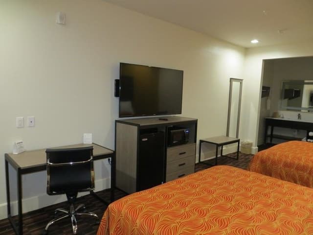 Comfort Room, 2 Queen Beds