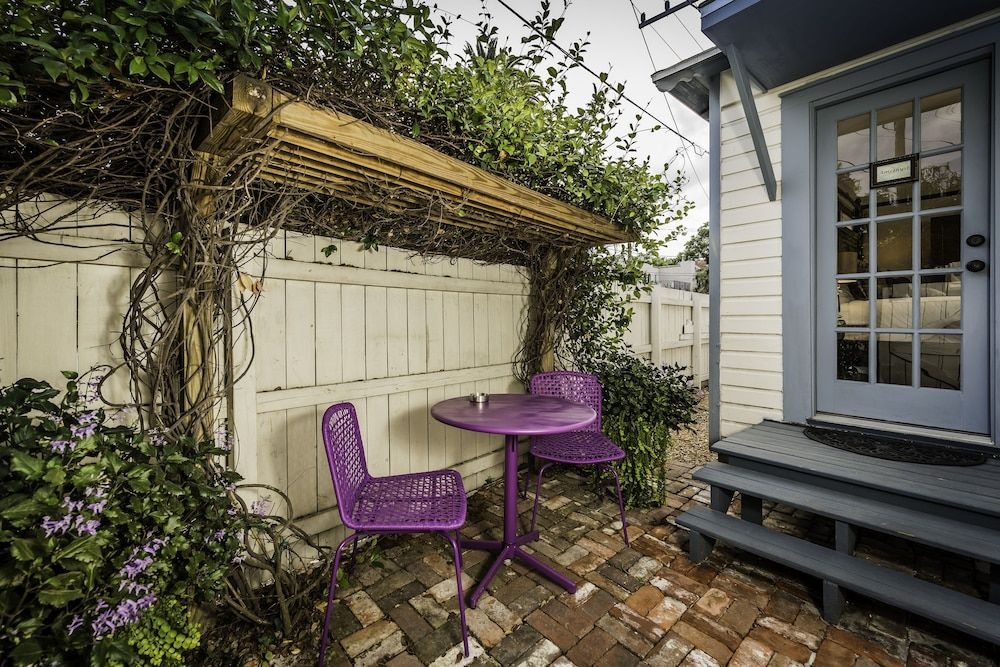 Carriage Way Bed & Breakfast0