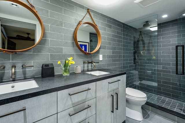 Condo, 2 Bedrooms