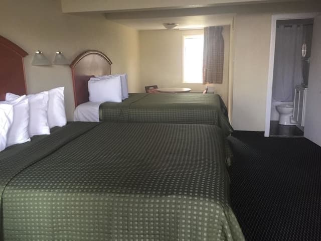 Standard Room, 2 Queen Beds, Non Smoking
