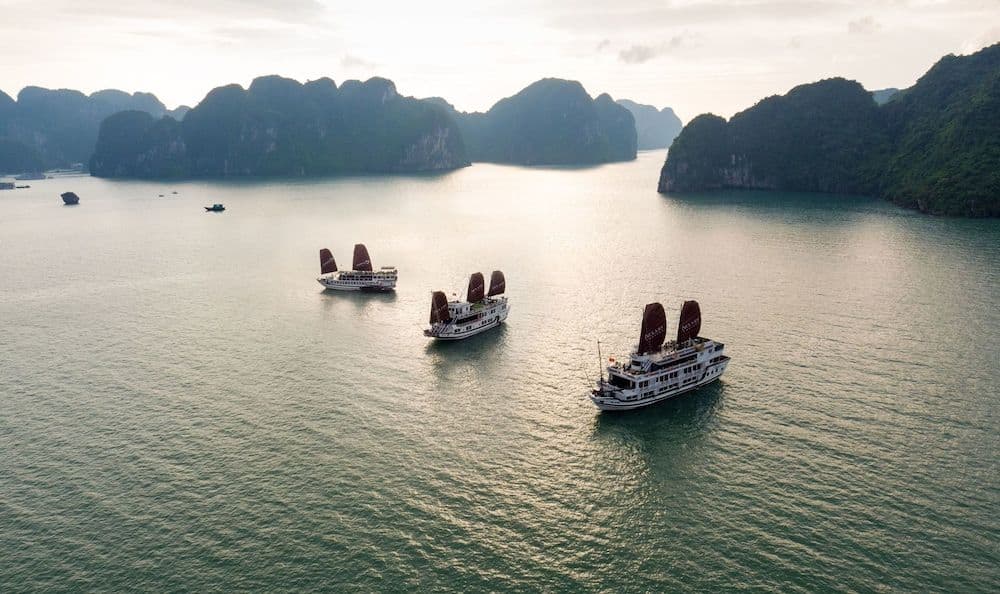 Halong Carina Cruise Halong Carina Cruise