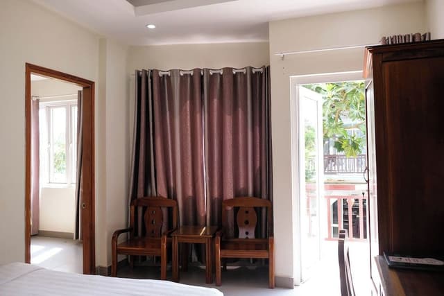 Family Room, Connecting Rooms, Garden View
