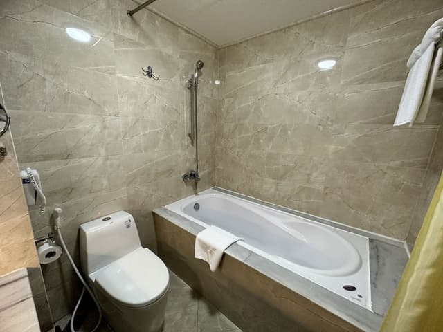 Superior King Room