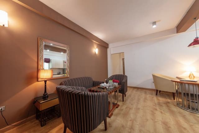 Room, Connecting Rooms
