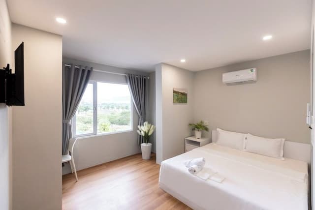 Standard Double Room, City View