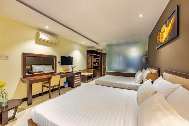 Triple Room