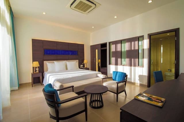 4 Bedroom Villa