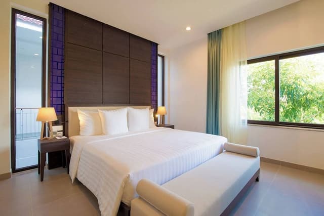 4 Bedroom Villa