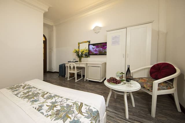 Deluxe Double or Twin Room