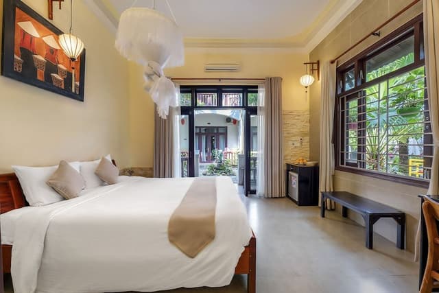 Superior Room, Balcony, Garden View
