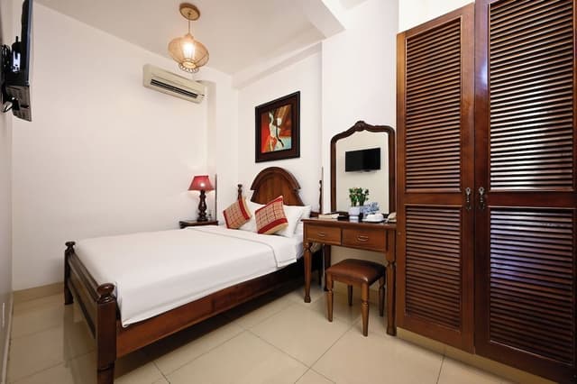 Deluxe Room, No Windows