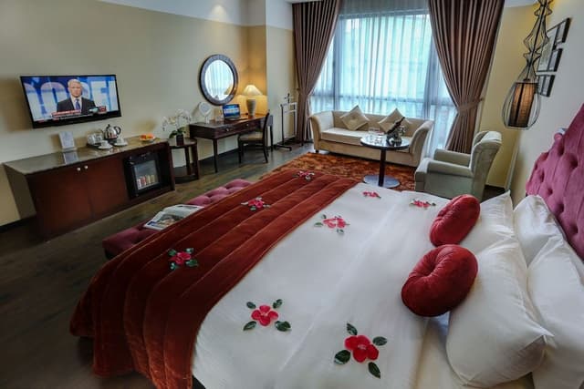Suite with City View