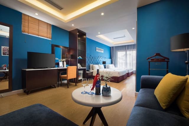 Family Suite, Balcony, City View