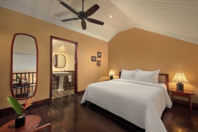 Duplex Suite Balcony, Club Wing