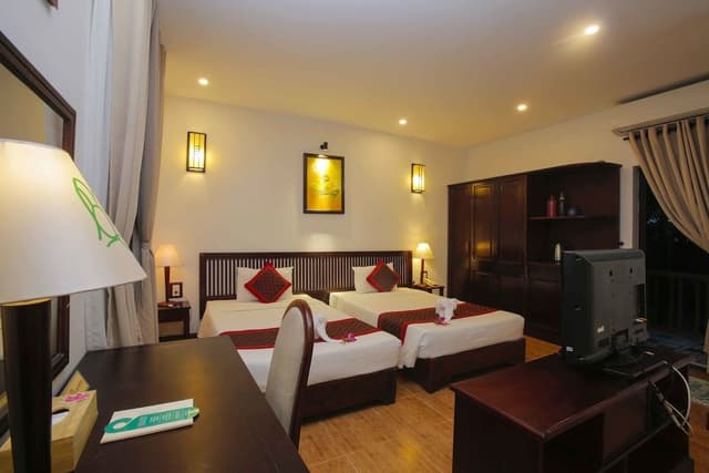 Deluxe Twin Room, 2 Twin Beds, Poolside