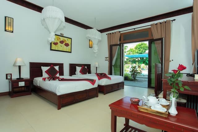 Superior Twin Room, 2 Twin Beds, Poolside