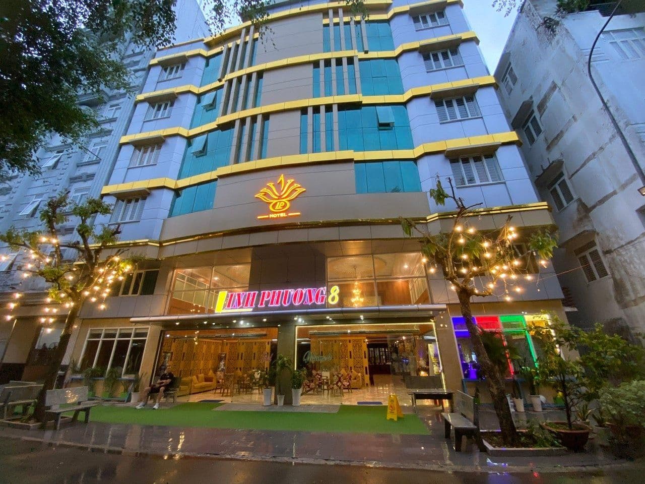 Linh Phuong 8 Hotel - 24 Hours Stay Linh Phuong 8 Hotel - 24 Hours Stay