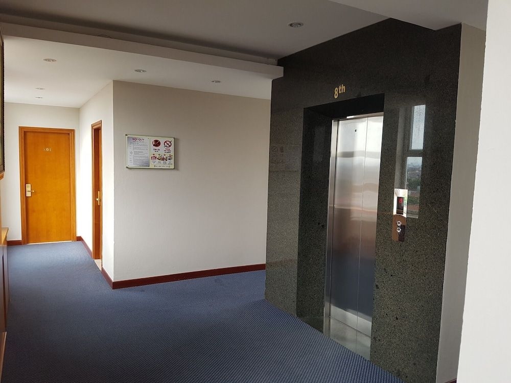 Queen Hotel Ninh Binh1