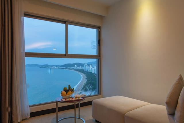 Club Suite, Ocean View