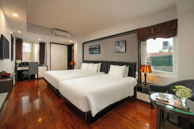 Executive Triple Room, City View