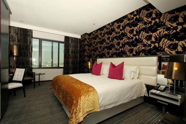 Deluxe Room with Bath