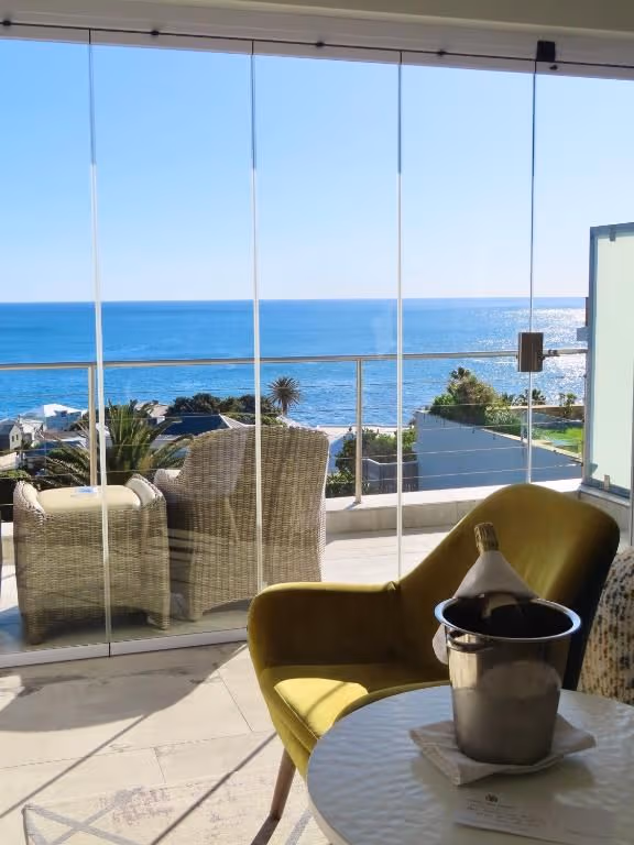 Panorama King Suite with Sea View