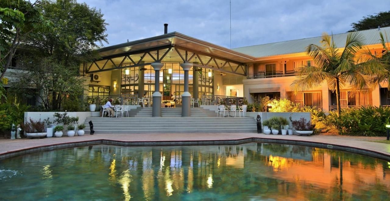 Cresta Lodge - Harare0