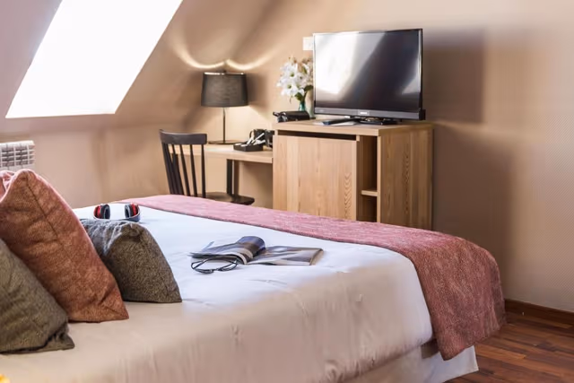Exterior Triple Room