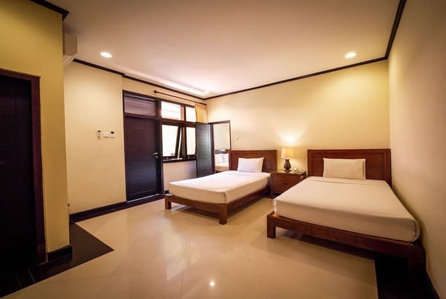Deluxe Interconnecting Room with Garden View