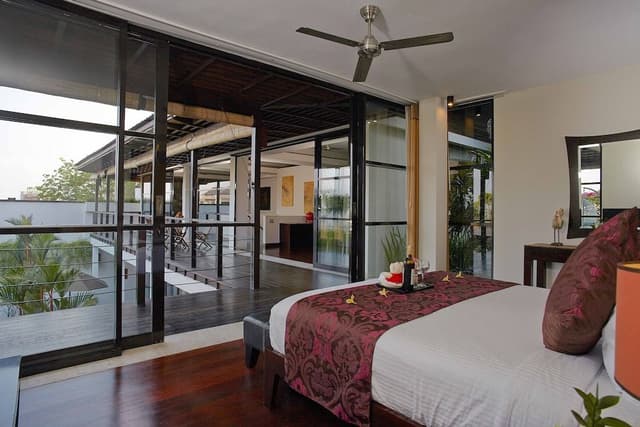 Luxury Villa, 4 Bedrooms, Private Pool, Partial Sea View