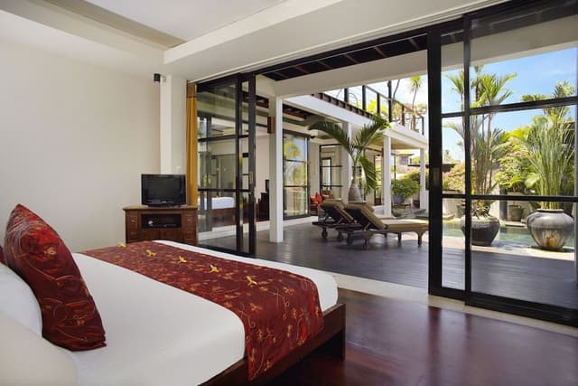 Luxury Villa, 4 Bedrooms, Private Pool, Partial Sea View