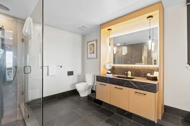 1 Bedroom Trail Ocean View Suite (short distance from main lodge)